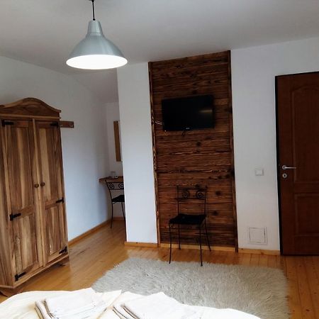 Landhaus Bed&Breakfast Vişeu de Sus Exteriör bild