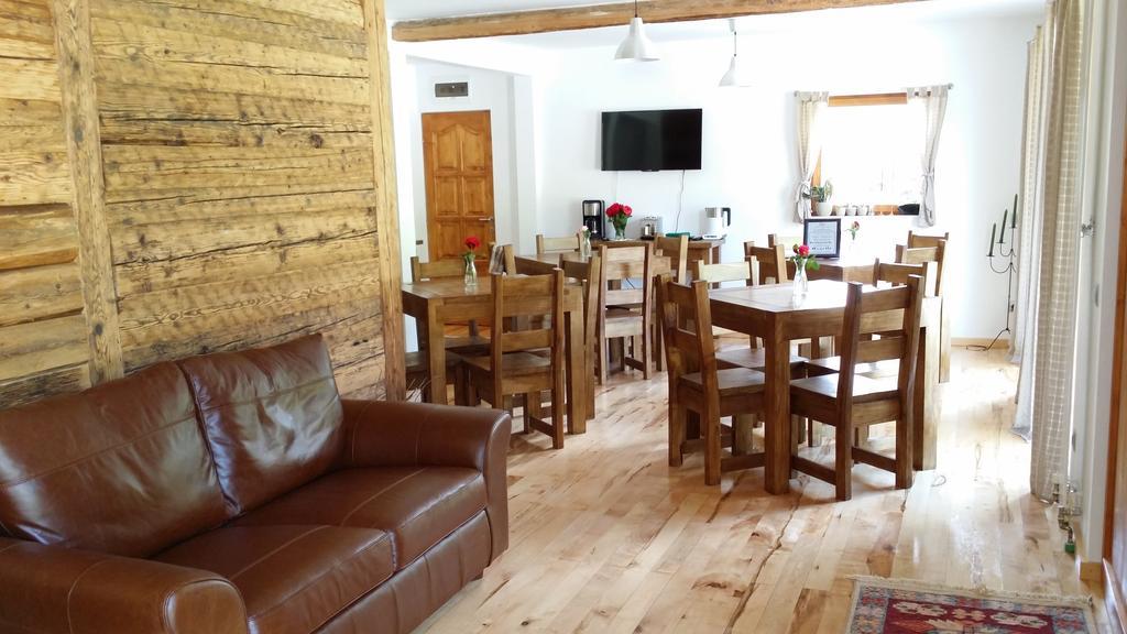 Landhaus Bed&Breakfast Vişeu de Sus Exteriör bild