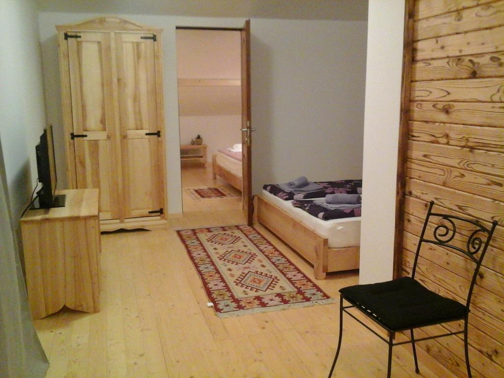 Landhaus Bed&Breakfast Vişeu de Sus Rum bild